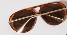 Load image into Gallery viewer, Retro Aviator Sunglasses
